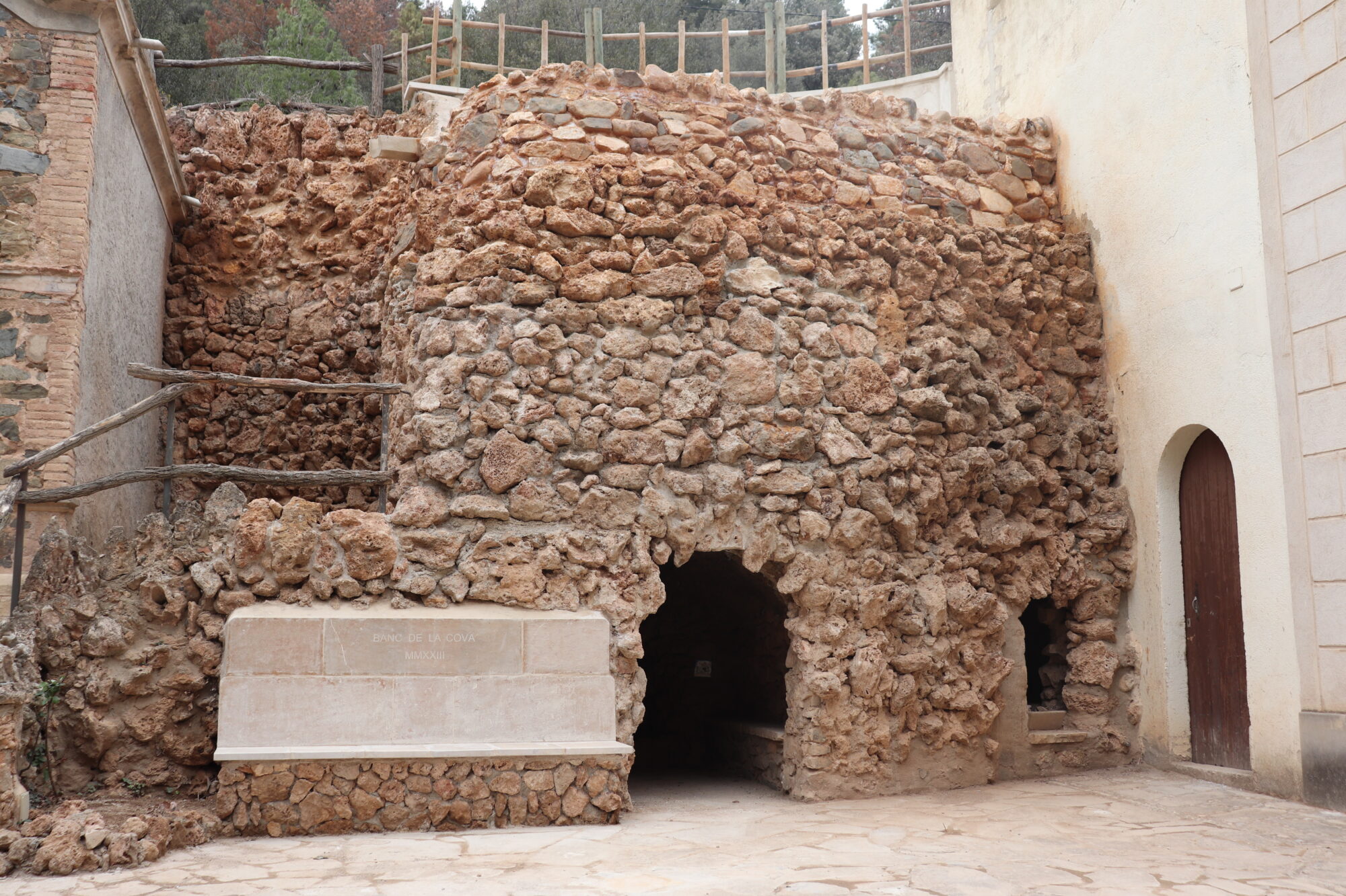 Les Obres De La Cova De Lermita De LEspluga Arriben A La Recta Final